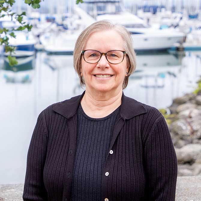 Restore Your Smile With Alameda Dental Crowns & Bridges