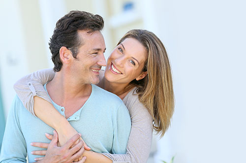 Cosmetic Dentistry Is Your Perfect Early Holiday Gift 
